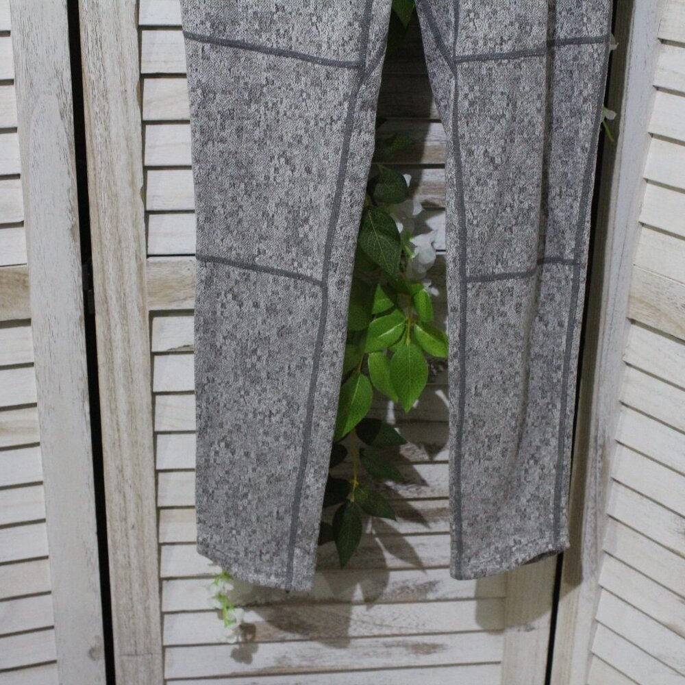 Gymshark Fleur Textured Leggings (185) View 4